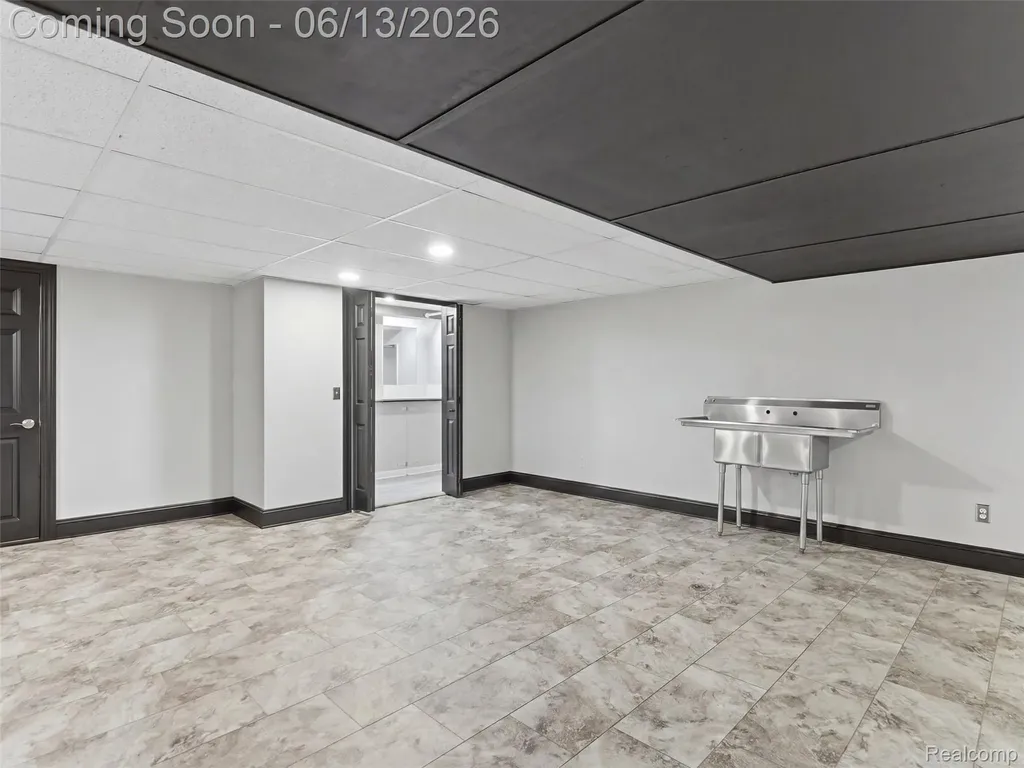 16137 Darlene Drive Macomb Township MI 48042