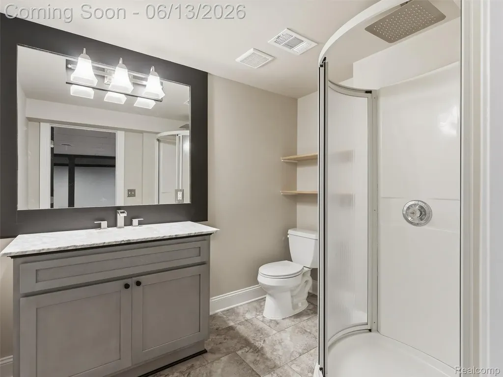 16137 Darlene Drive Macomb Township MI 48042