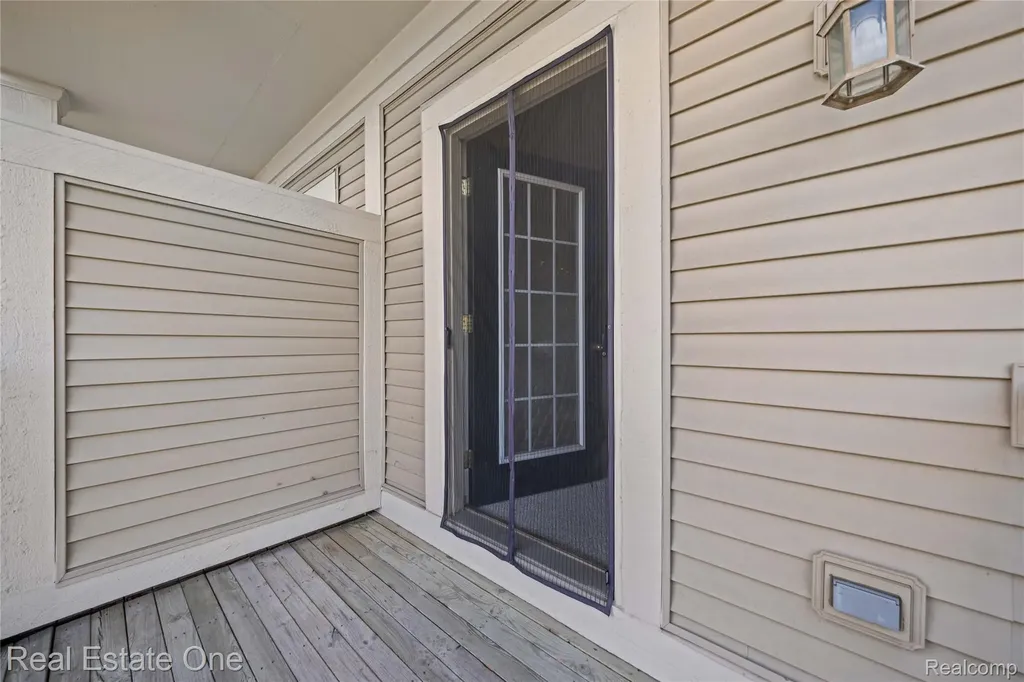 40442 Bay Harbor Lane Canton Charter Township MI 48188