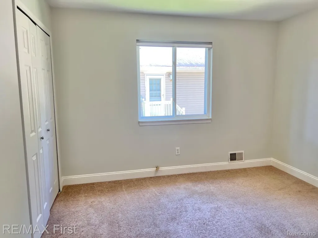 1650 Woodward Heights Ferndale City MI 48220