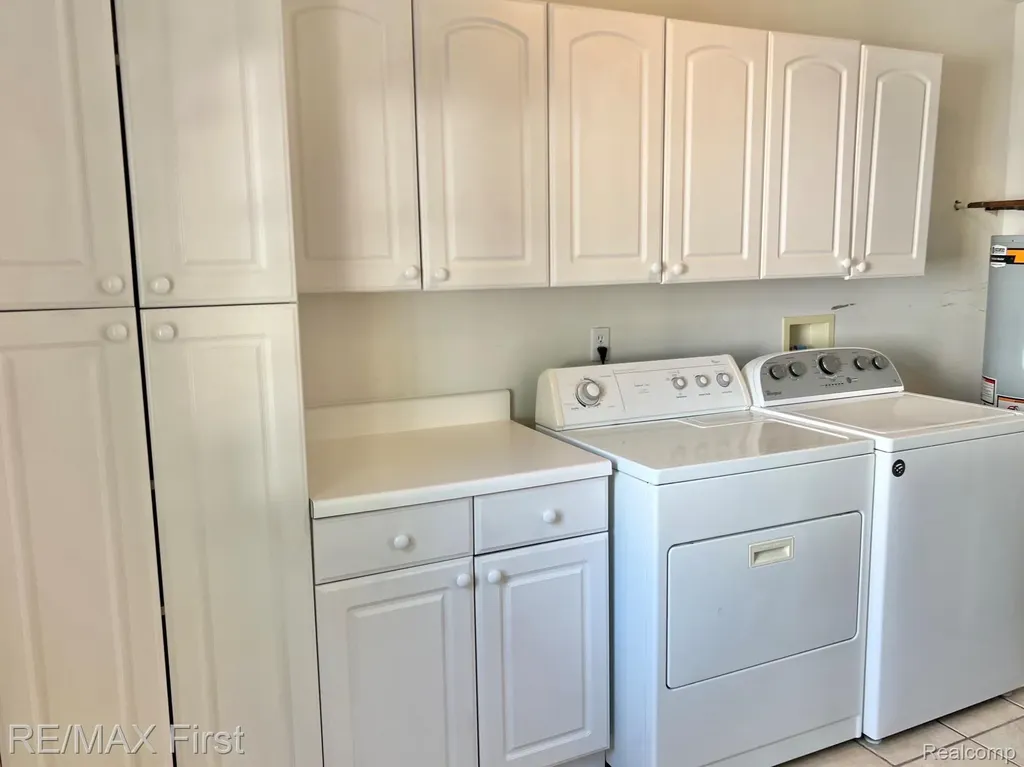 1650 Woodward Heights Ferndale City MI 48220