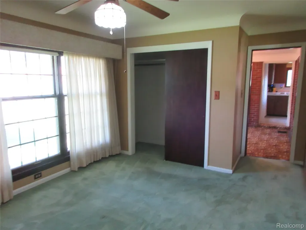 28325 Elmdale Street St. Clair Shores City MI 48081