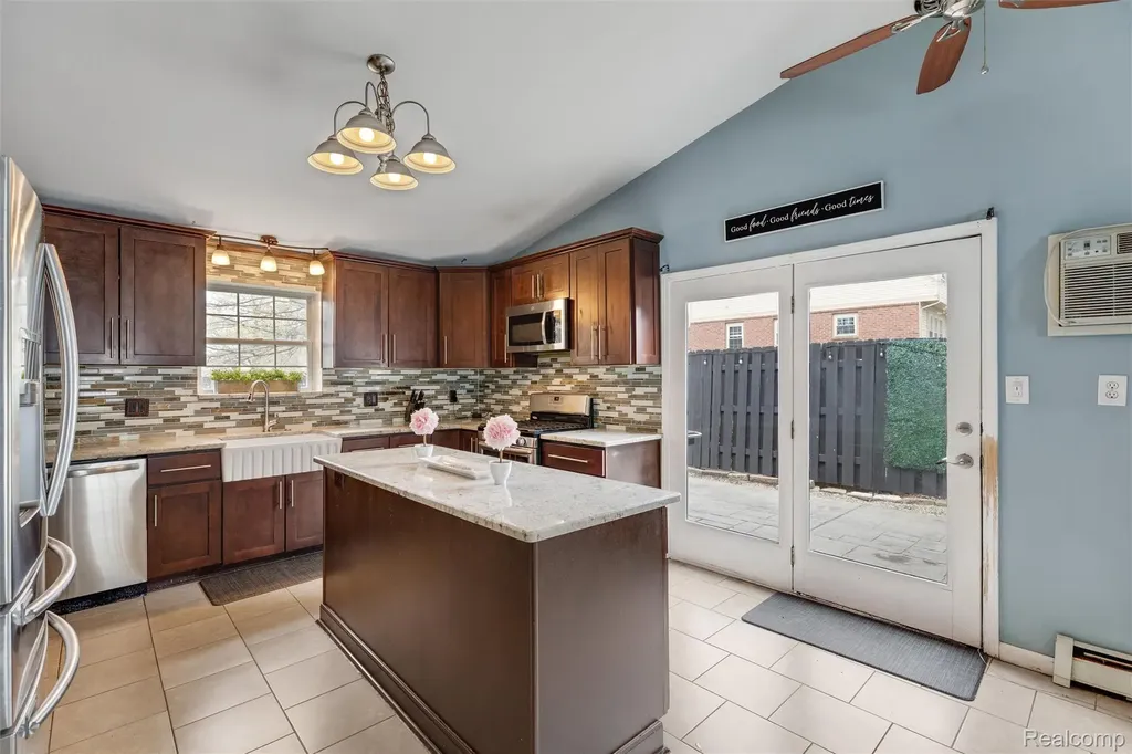415 Leon Road Walled Lake City MI 48390