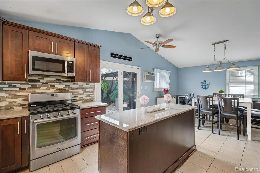 415 Leon Road Walled Lake City MI 48390