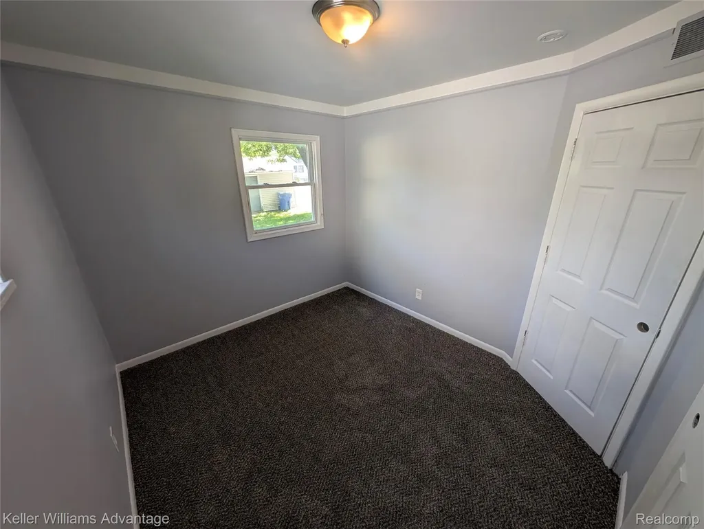 13006 Sherman Avenue Warren City MI 48089