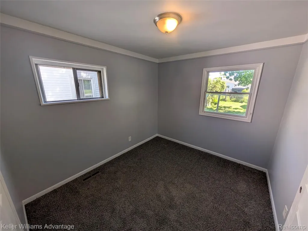 13006 Sherman Avenue Warren City MI 48089