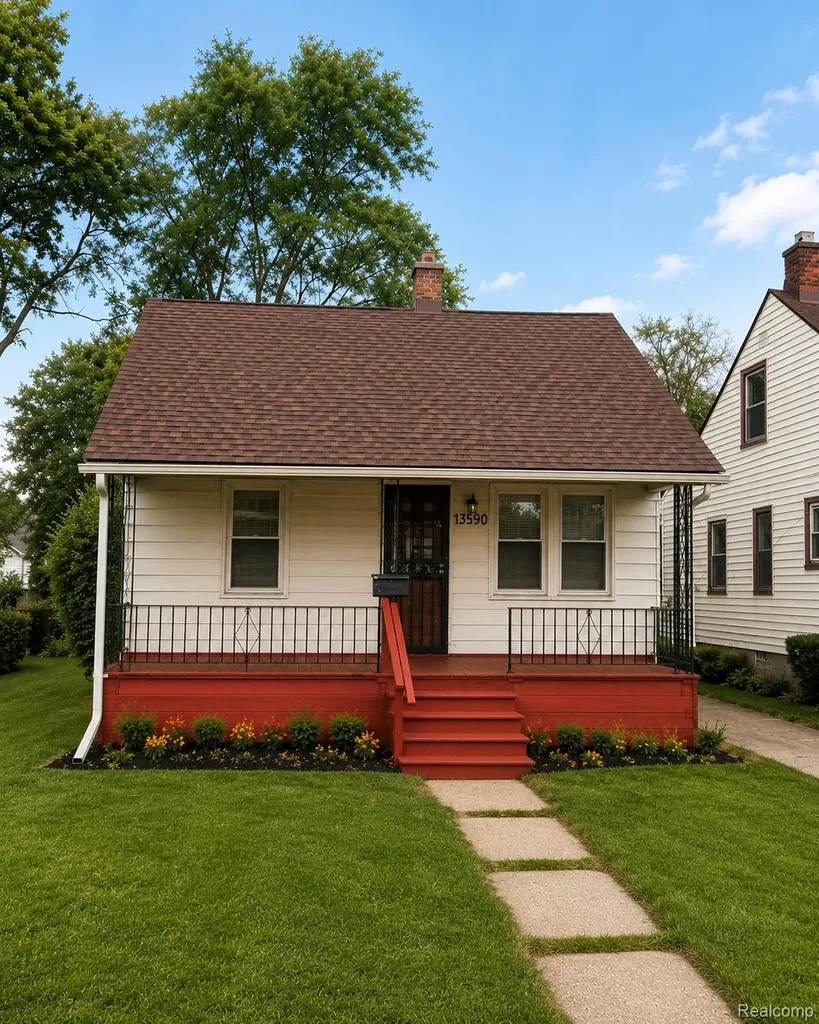 13590 Minock Street Detroit City MI 48223