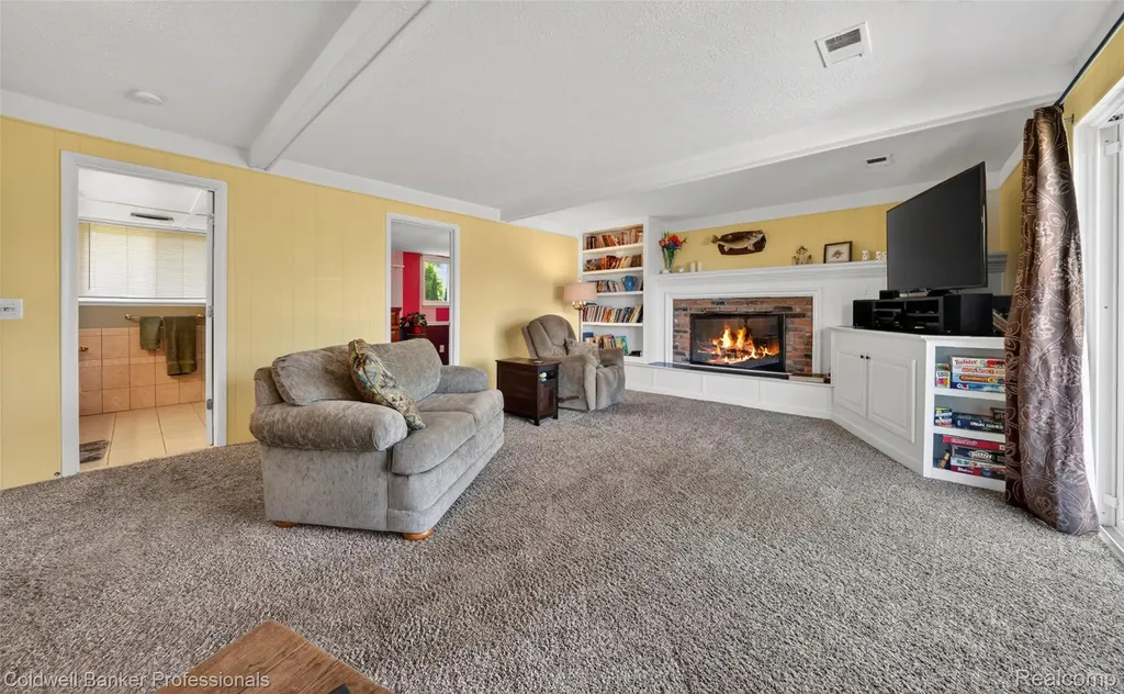 1844 Harwood Drive Oxford Charter Township MI 48371