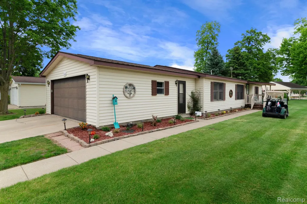 704 Webber Court Linden City MI 48451