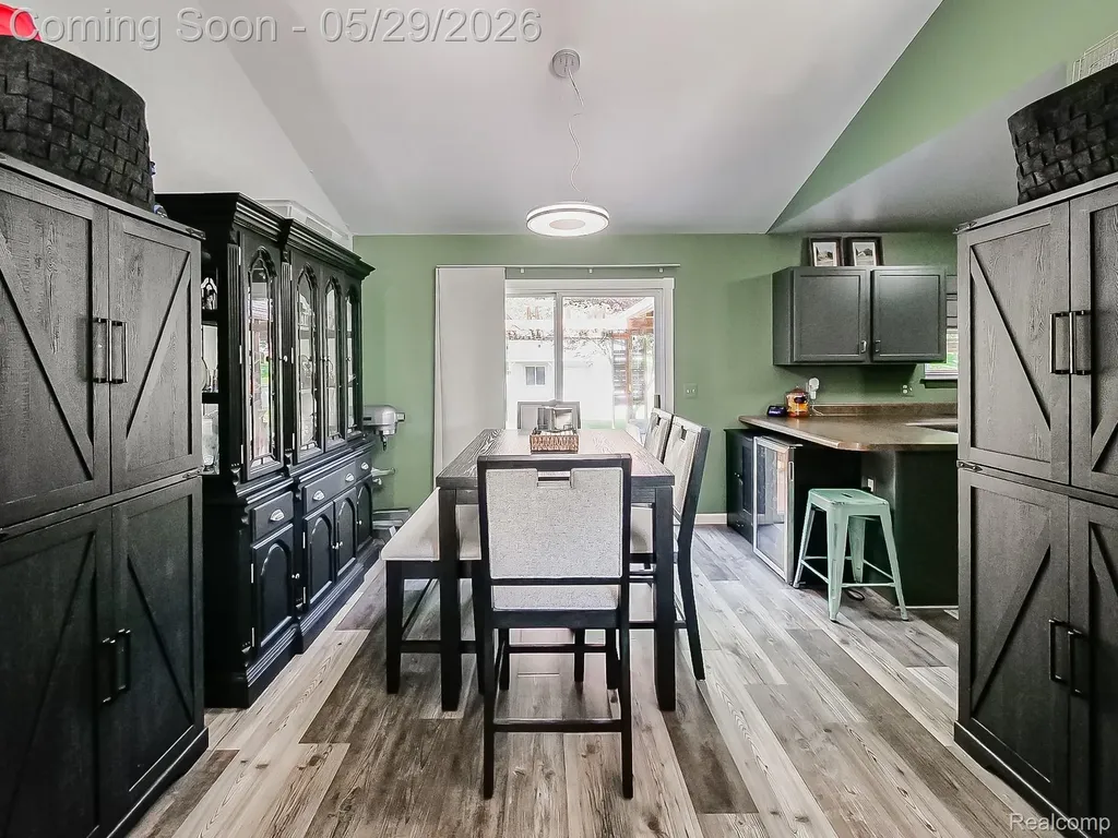 11220 Silver Drive Hamburg Township MI 48189