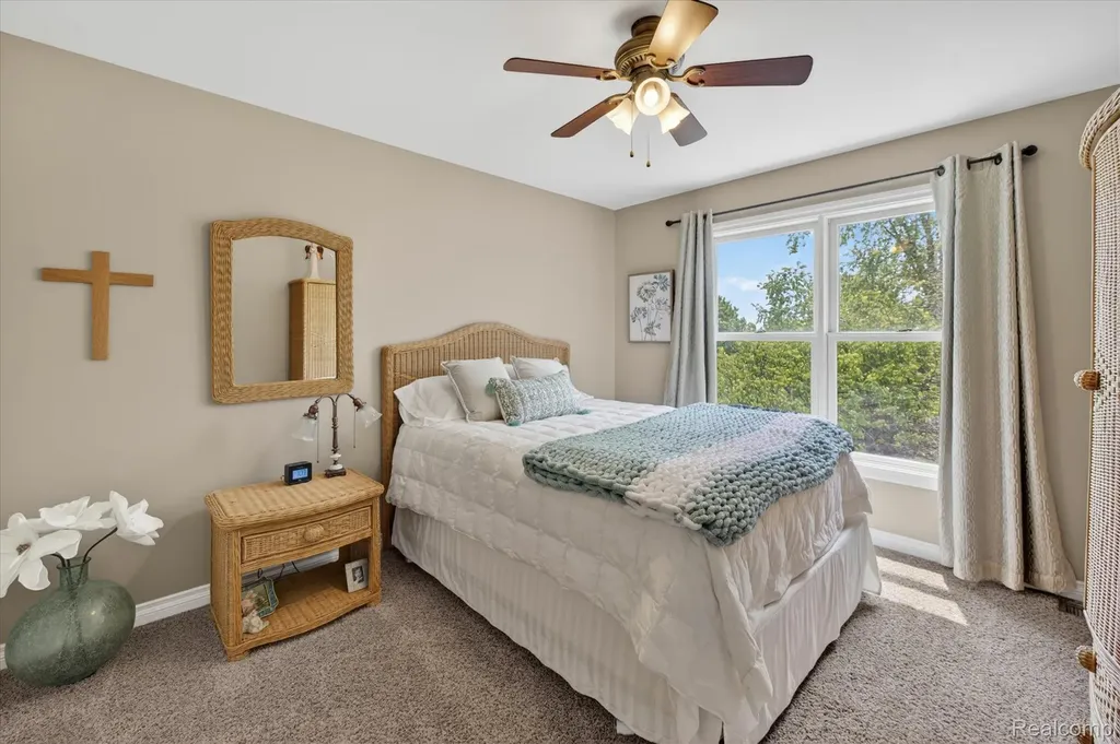 8746 N Hills Court Hartland Township MI 48843