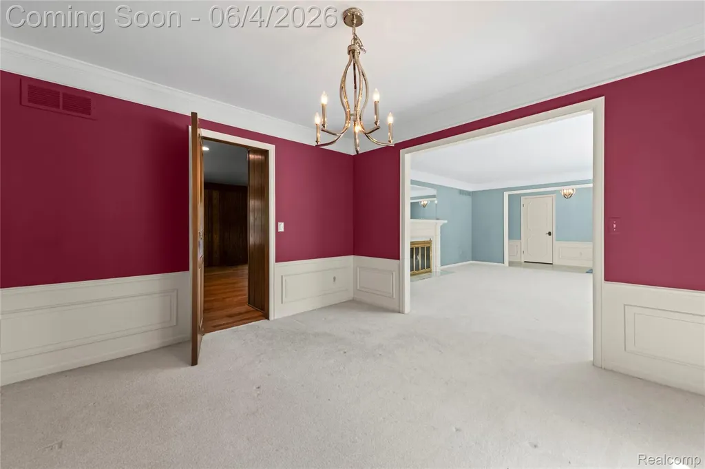 739 Ballantyne Road Village Of Grosse Pointe Shores City MI 48236