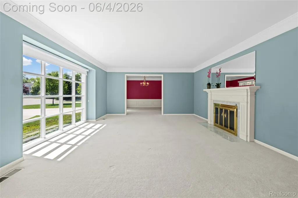 739 Ballantyne Road Village Of Grosse Pointe Shores City MI 48236