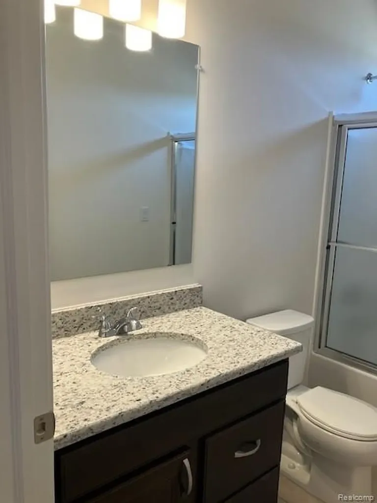 1873 Elizabeth Lane Superior Charter Township MI 48198