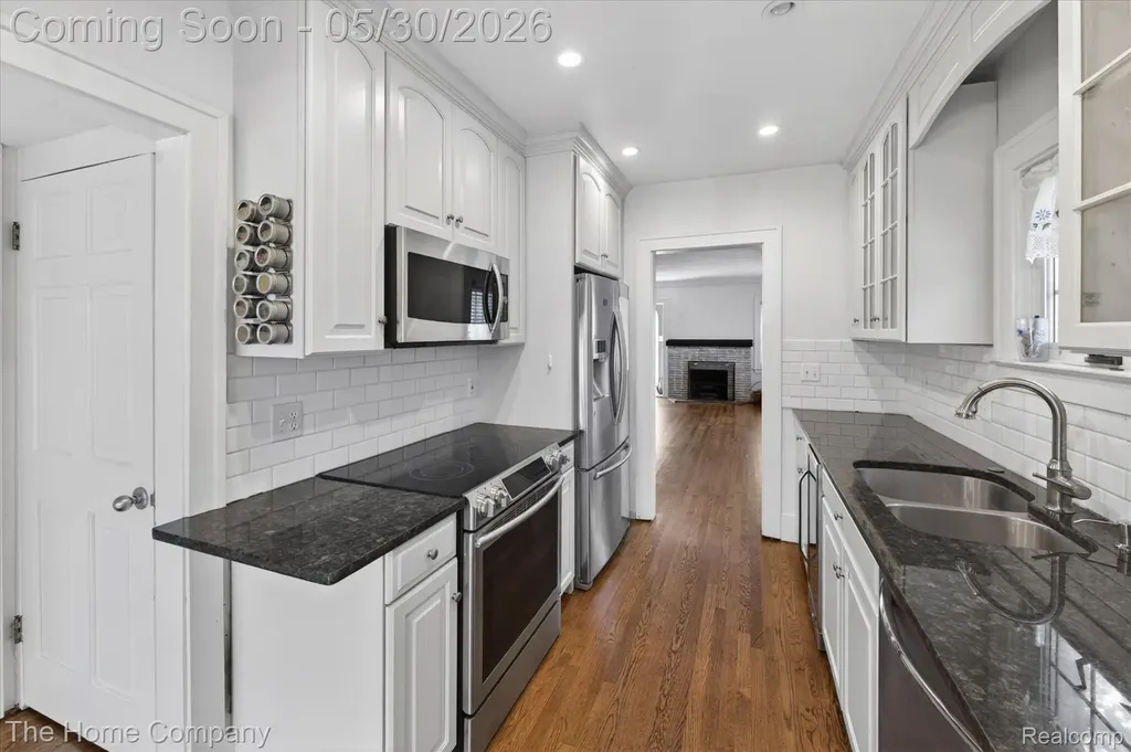 307 N Connecticut Avenue Royal Oak City MI 48067