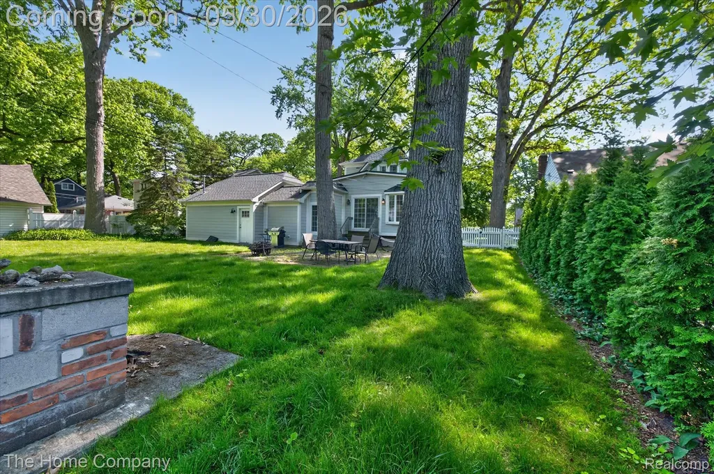 307 N Connecticut Avenue Royal Oak City MI 48067