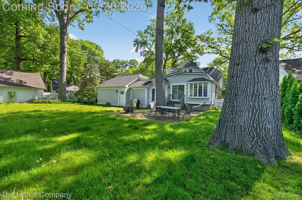307 N Connecticut Avenue Royal Oak City MI 48067