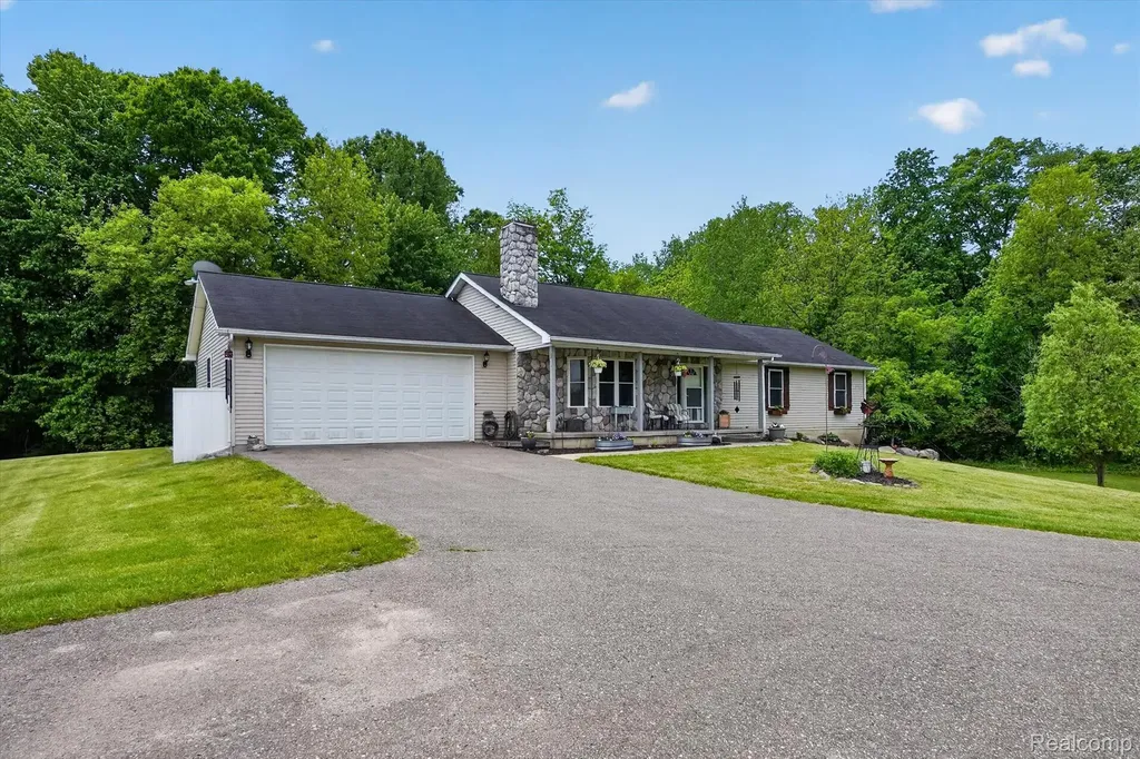 9565 Crofoot Road Iosco Township MI 48836