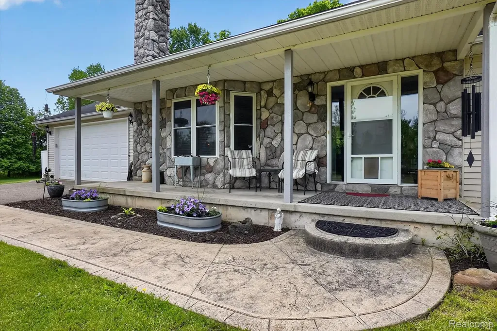 9565 Crofoot Road Iosco Township MI 48836