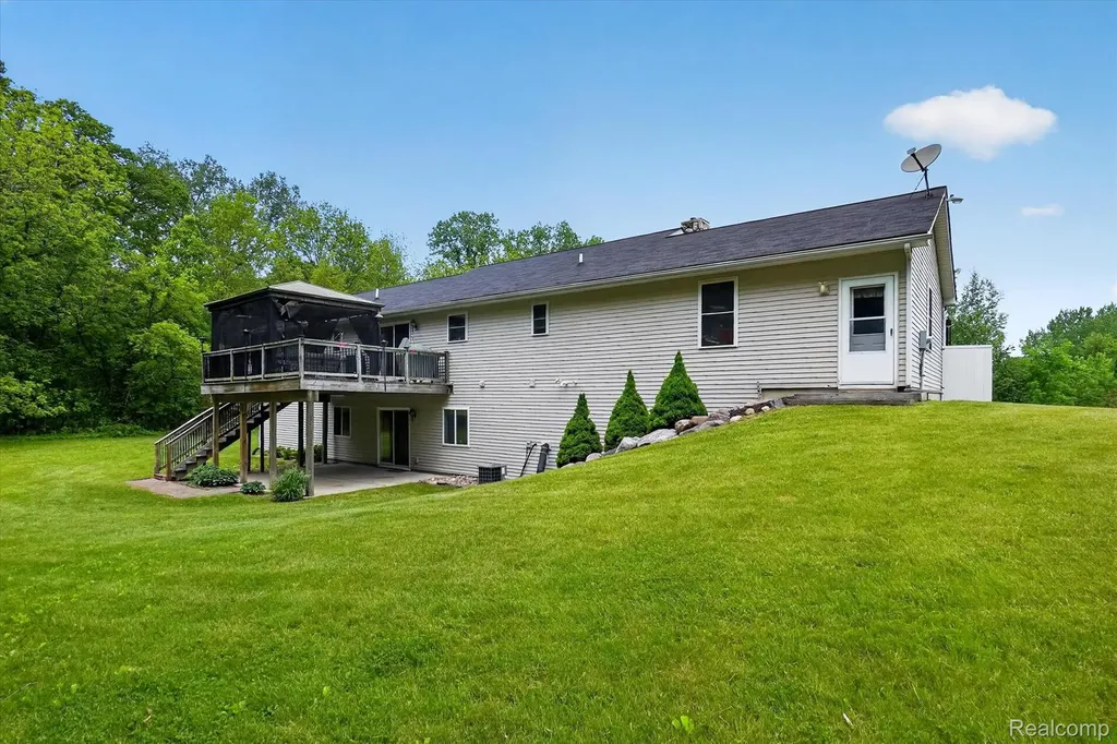 9565 Crofoot Road Iosco Township MI 48836