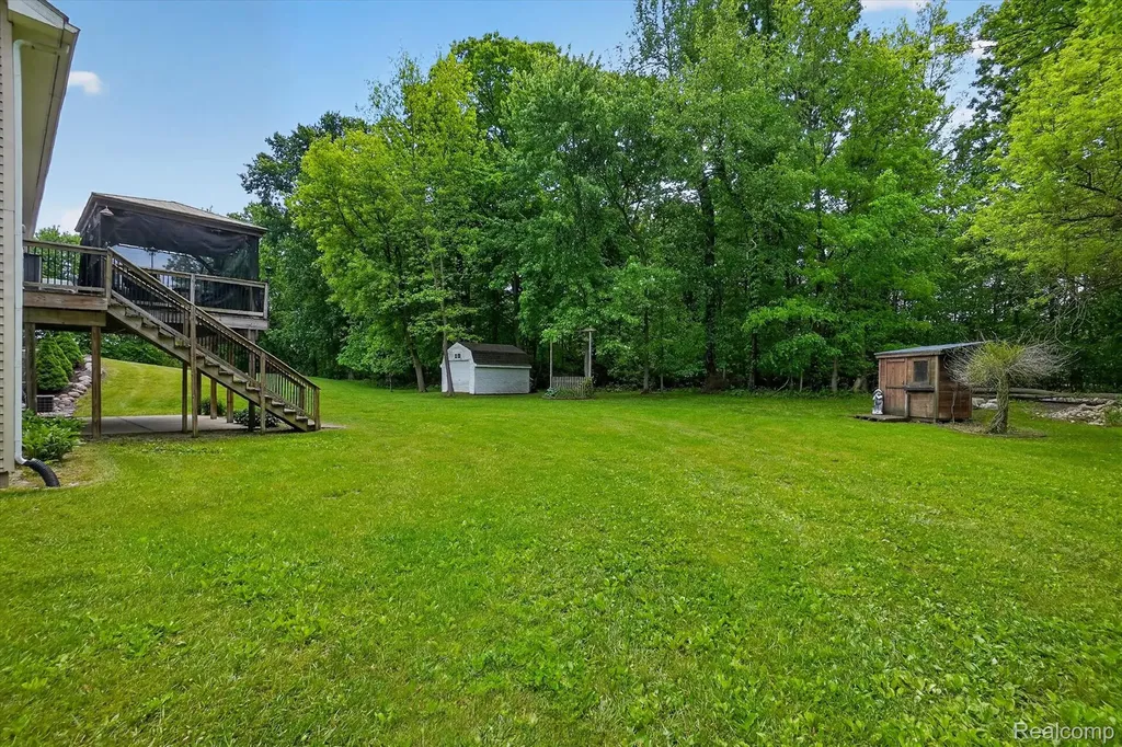 9565 Crofoot Road Iosco Township MI 48836