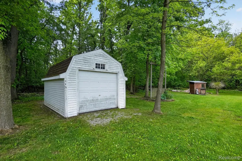 9565 Crofoot Road Iosco Township MI 48836