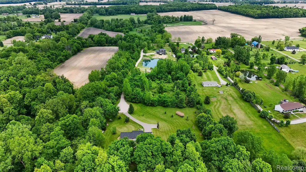 9565 Crofoot Road Iosco Township MI 48836