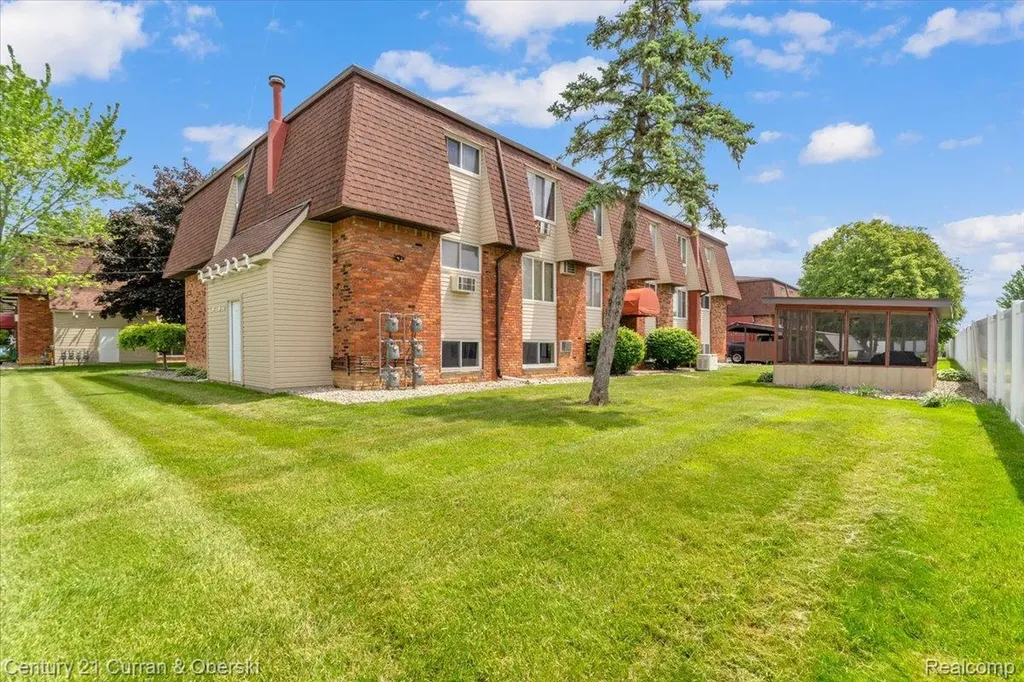 517 John Anderson Court Monroe City MI 48162