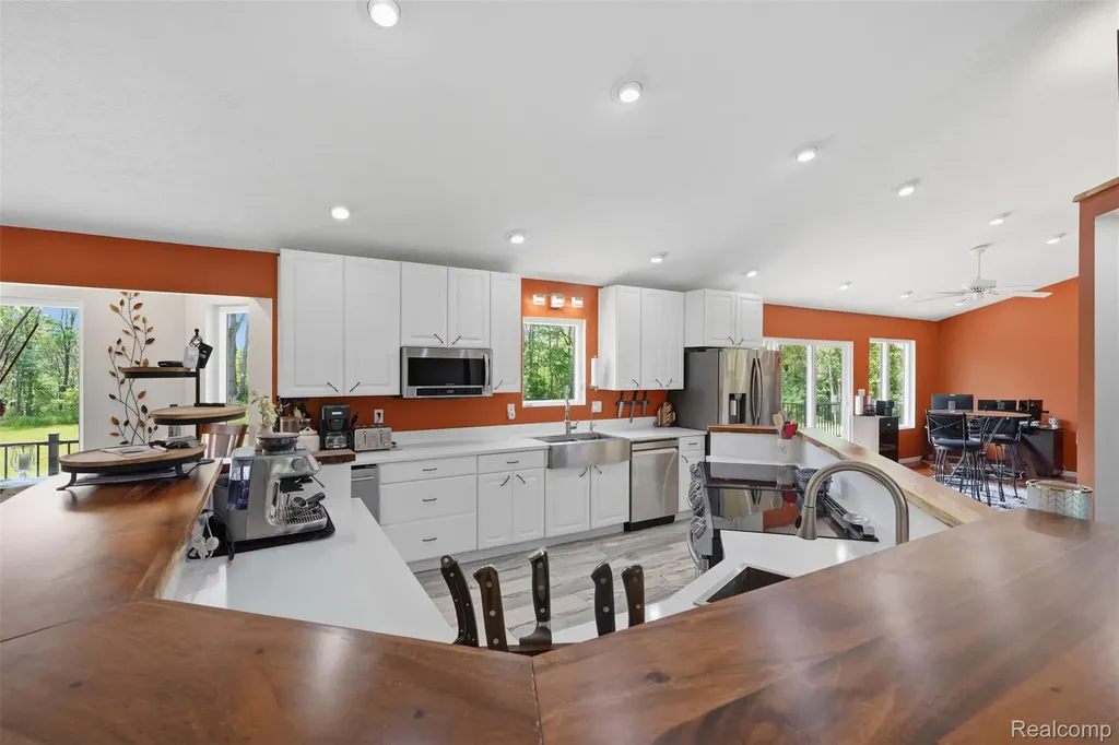 13158 Wood Road Dewitt Charter Township MI 48808