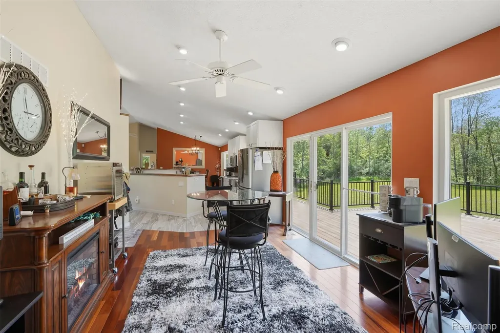 13158 Wood Road Dewitt Charter Township MI 48808