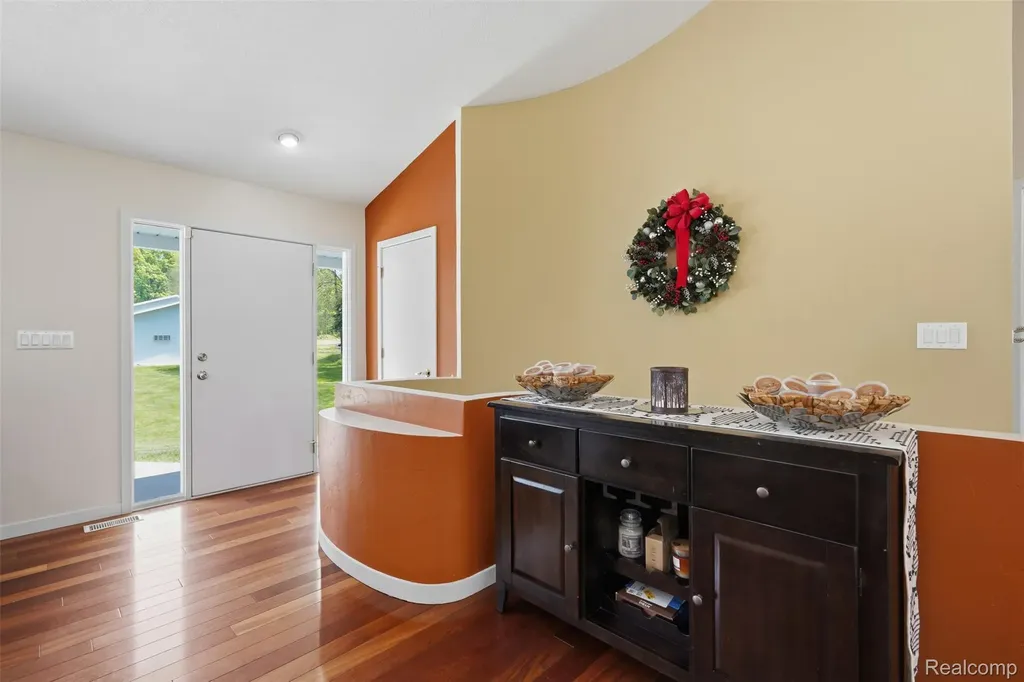 13158 Wood Road Dewitt Charter Township MI 48808
