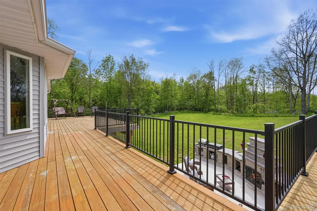 13158 Wood Road Dewitt Charter Township MI 48808