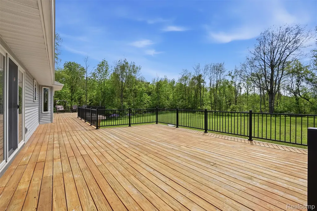 13158 Wood Road Dewitt Charter Township MI 48808
