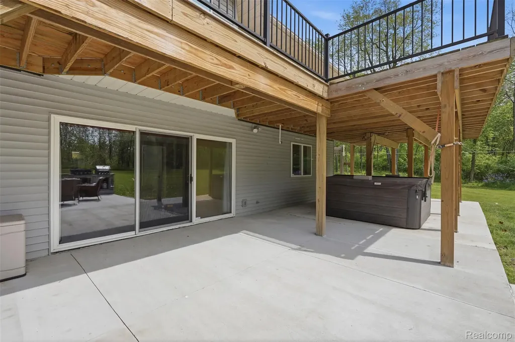 13158 Wood Road Dewitt Charter Township MI 48808