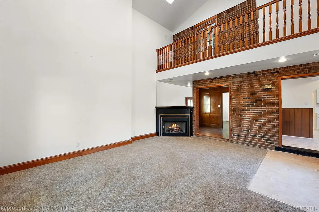18645 Roselawn Street Detroit City MI 48221