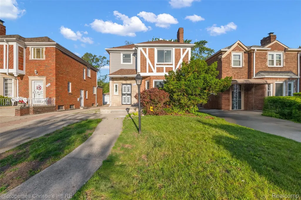 18645 Roselawn Street Detroit City MI 48221