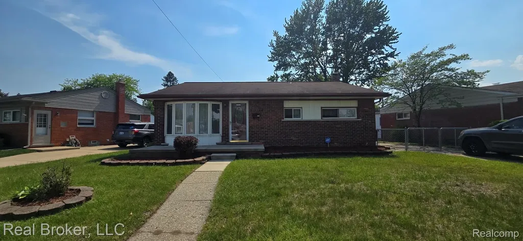 23401 Filmore Street Taylor City MI 48180