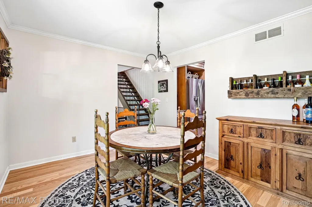 2615 Shagbark Milford Charter Township MI 48380