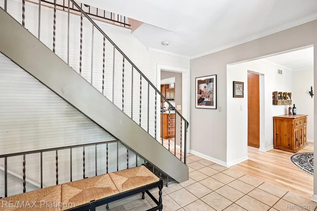 2615 Shagbark Milford Charter Township MI 48380