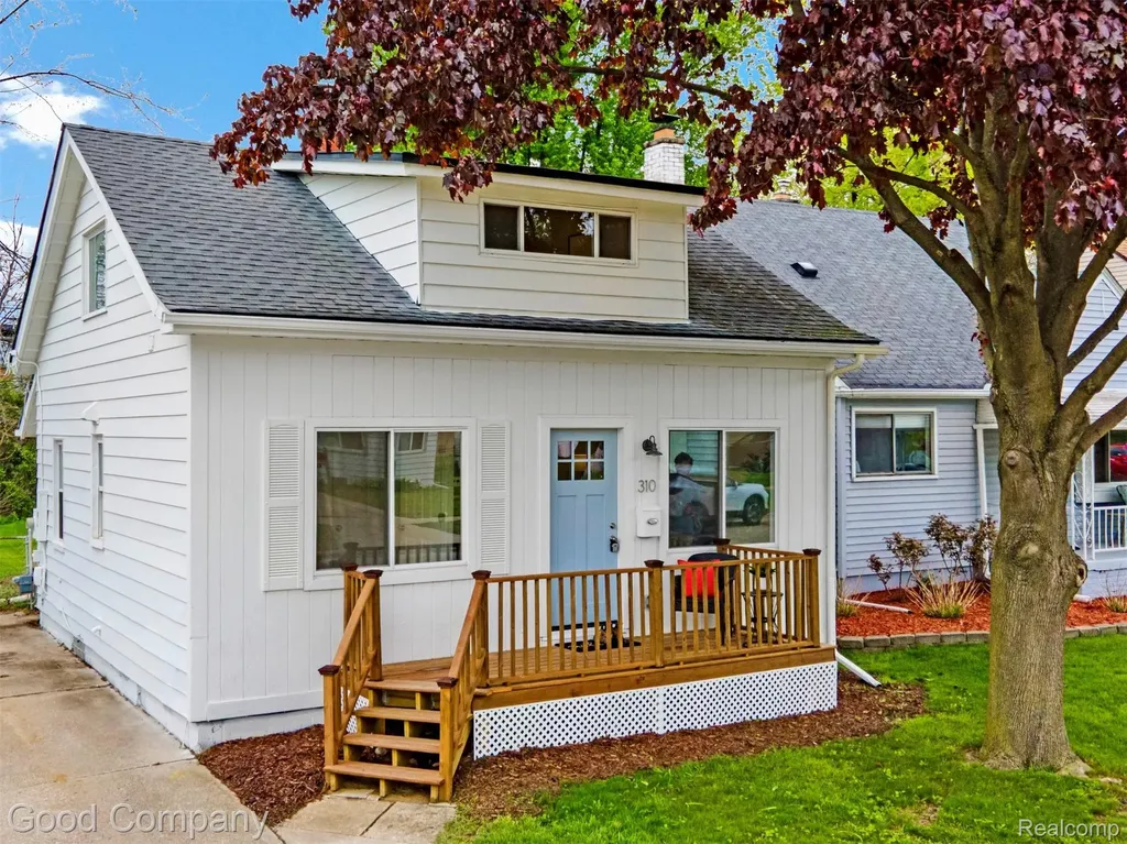 310 Massoit Street Clawson City MI 48017