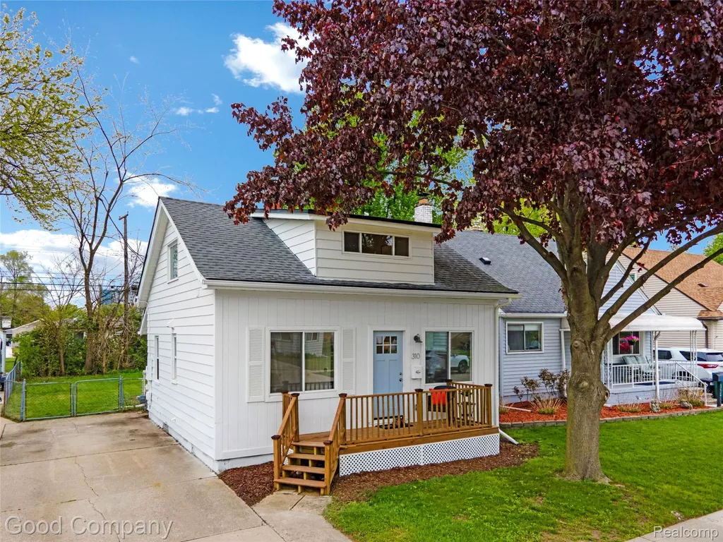 310 Massoit Street Clawson City MI 48017