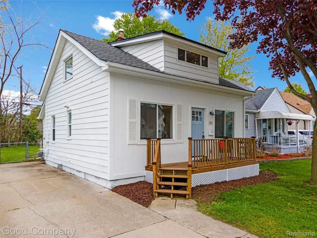 310 Massoit Street Clawson City MI 48017