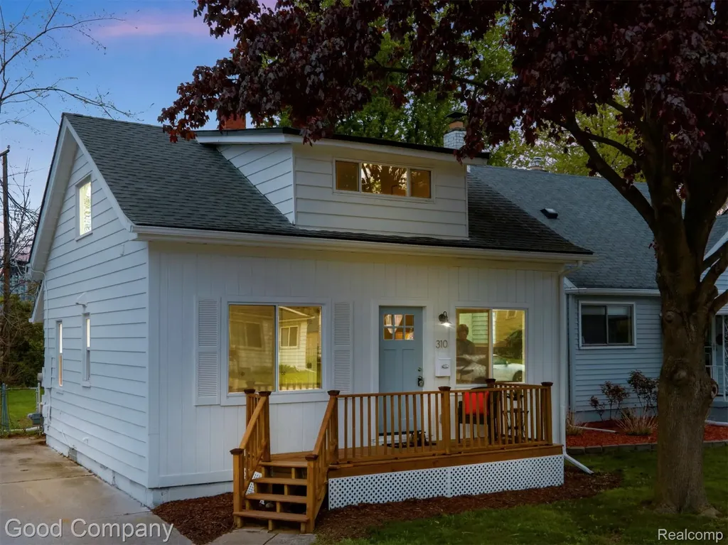 310 Massoit Street Clawson City MI 48017