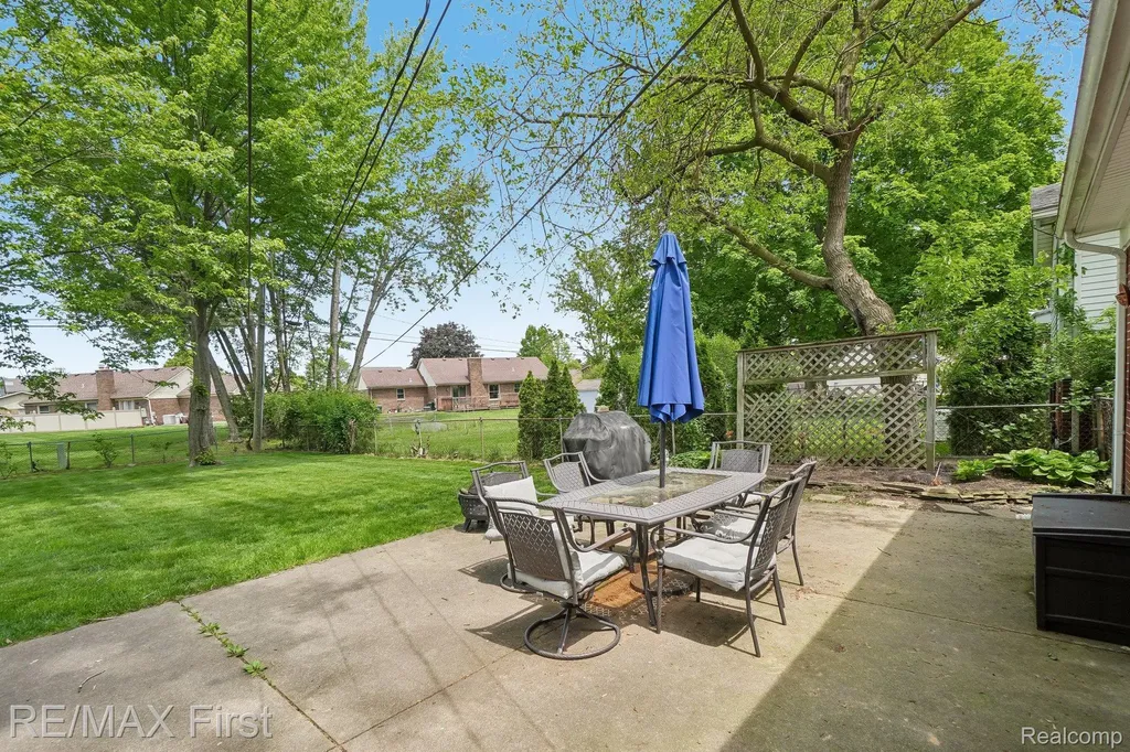 36258 Jamison Street Livonia City MI 48154