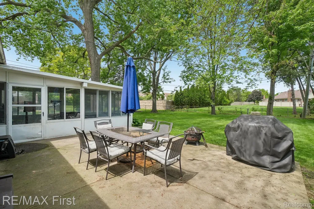 36258 Jamison Street Livonia City MI 48154