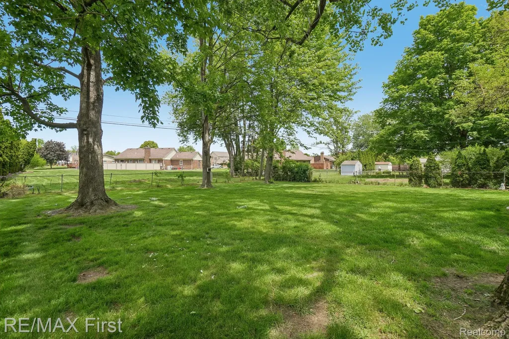 36258 Jamison Street Livonia City MI 48154