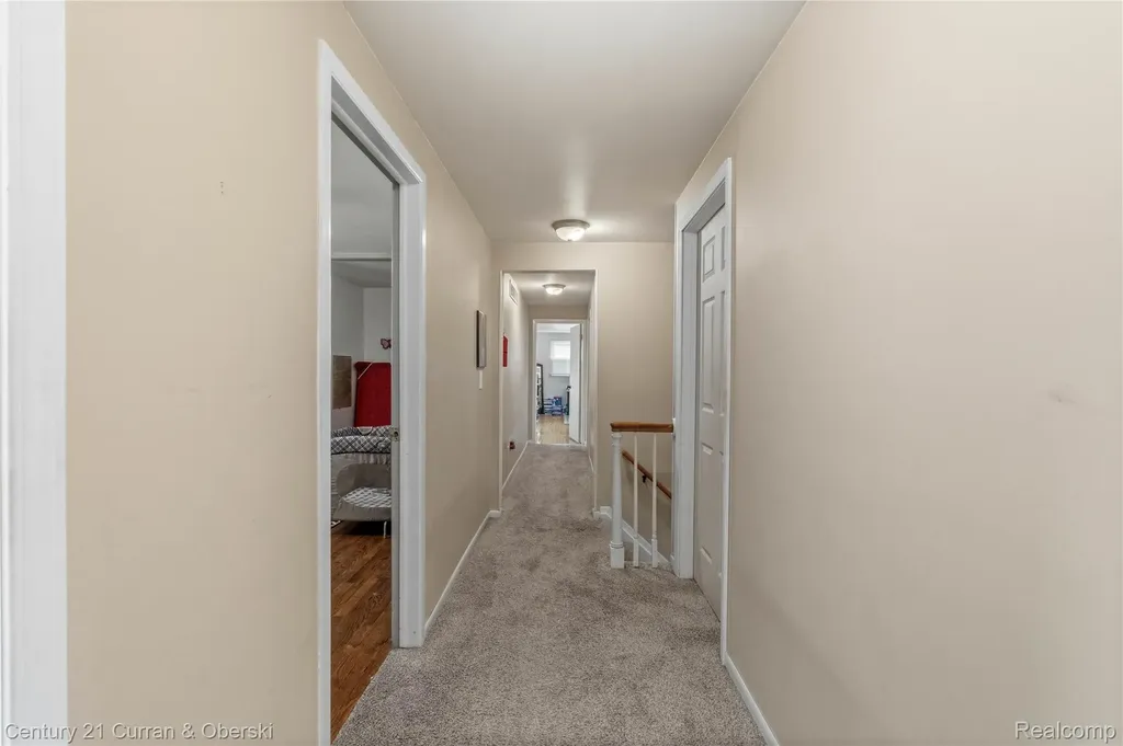 35484 Bennett Street Livonia City MI 48152