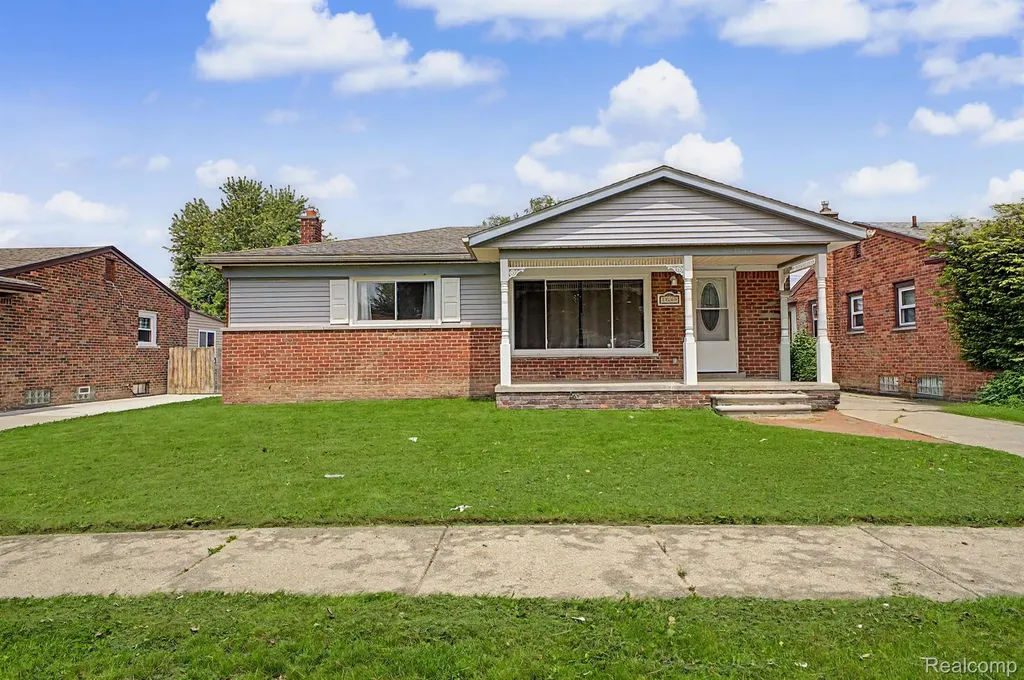 22260 Samuel Street Taylor City MI 48180