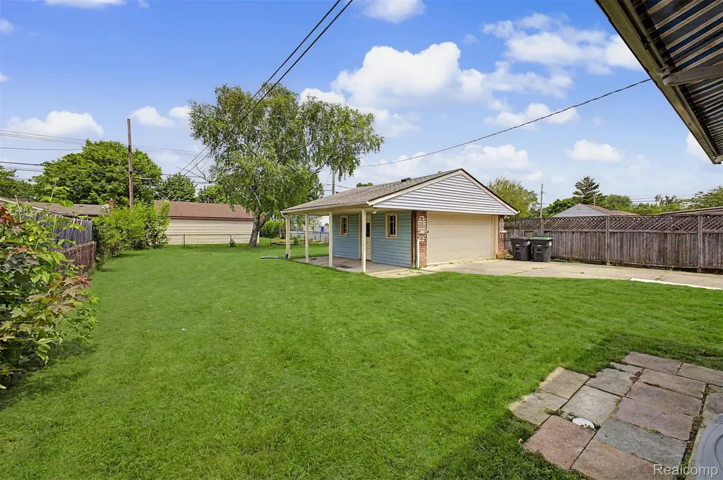 22260 Samuel Street Taylor City MI 48180