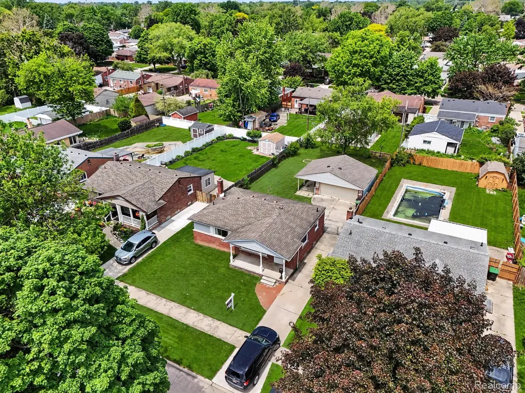 22260 Samuel Street Taylor City MI 48180